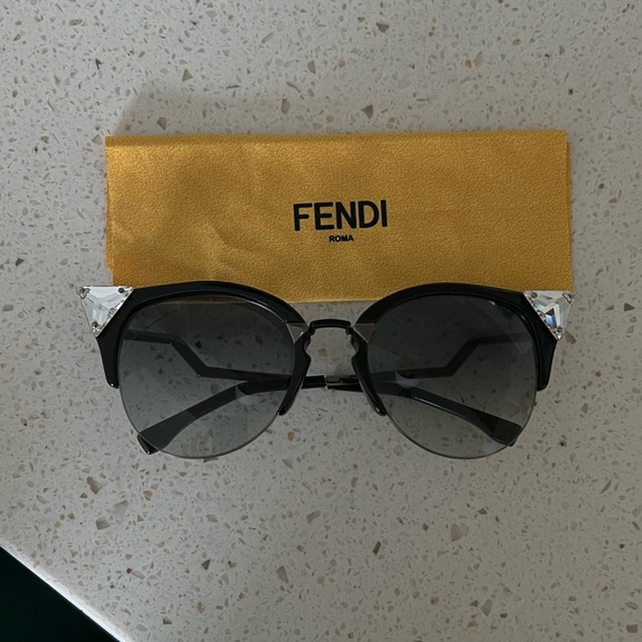 Fendi Sunglasses - Picture 1 of 2